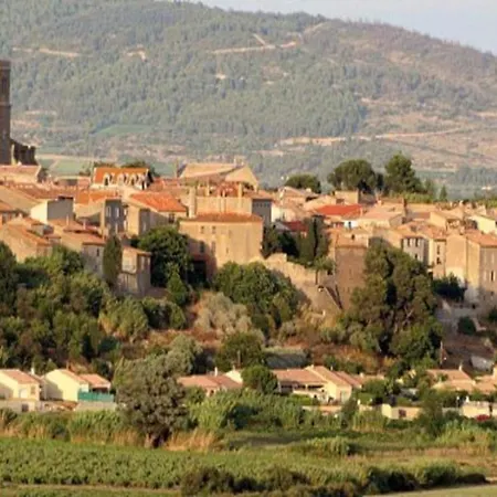 Apartment In Near De Jouarres