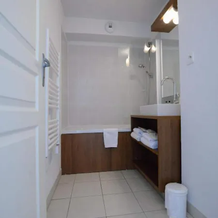 Du Chateau De Jouarres, - 4 Pers With Balcony * Azille