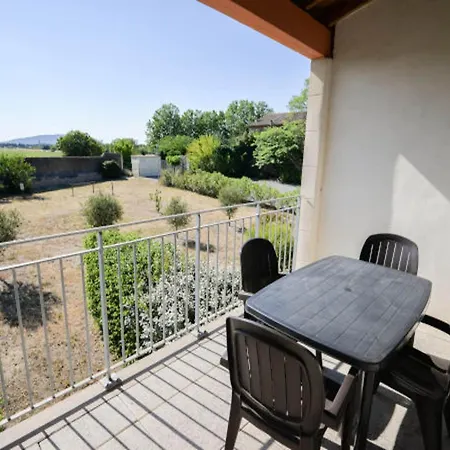 Apartment Du Chateau De Jouarres, - 4 Pers With Balcony