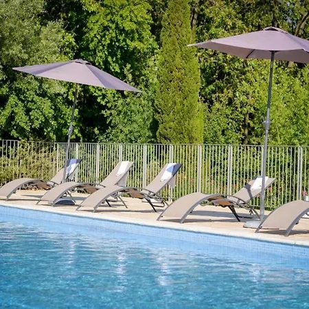 Du Chateau De Jouarres, - 4 Pers With Balcony Apartment *