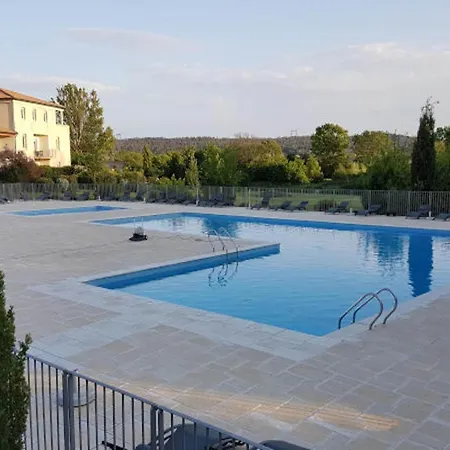 Apartment Du Chateau De Jouarres, - 4 Pers With Balcony Azille